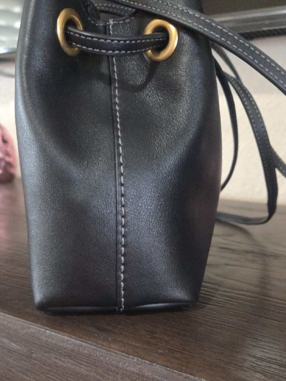 Coach Jade Black Leather Bucket Drawstring Crossbody with Gold Eyelets - Picture 5 of 14
